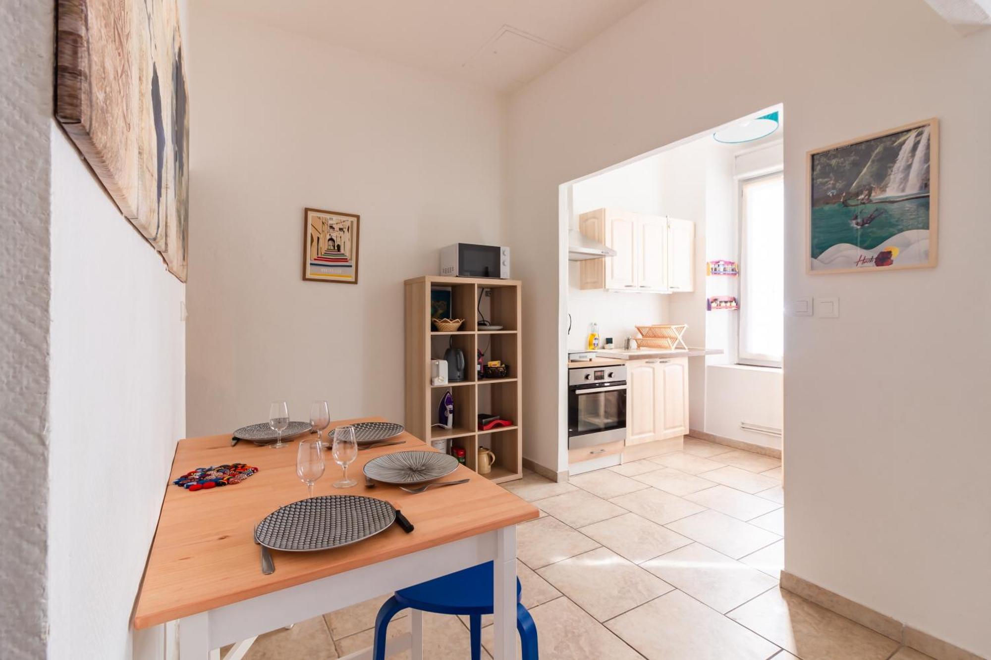 Le Cerisier Des 4 Chemins - Appt 75M² Pour 6 Apartment Carcassonne Exterior photo